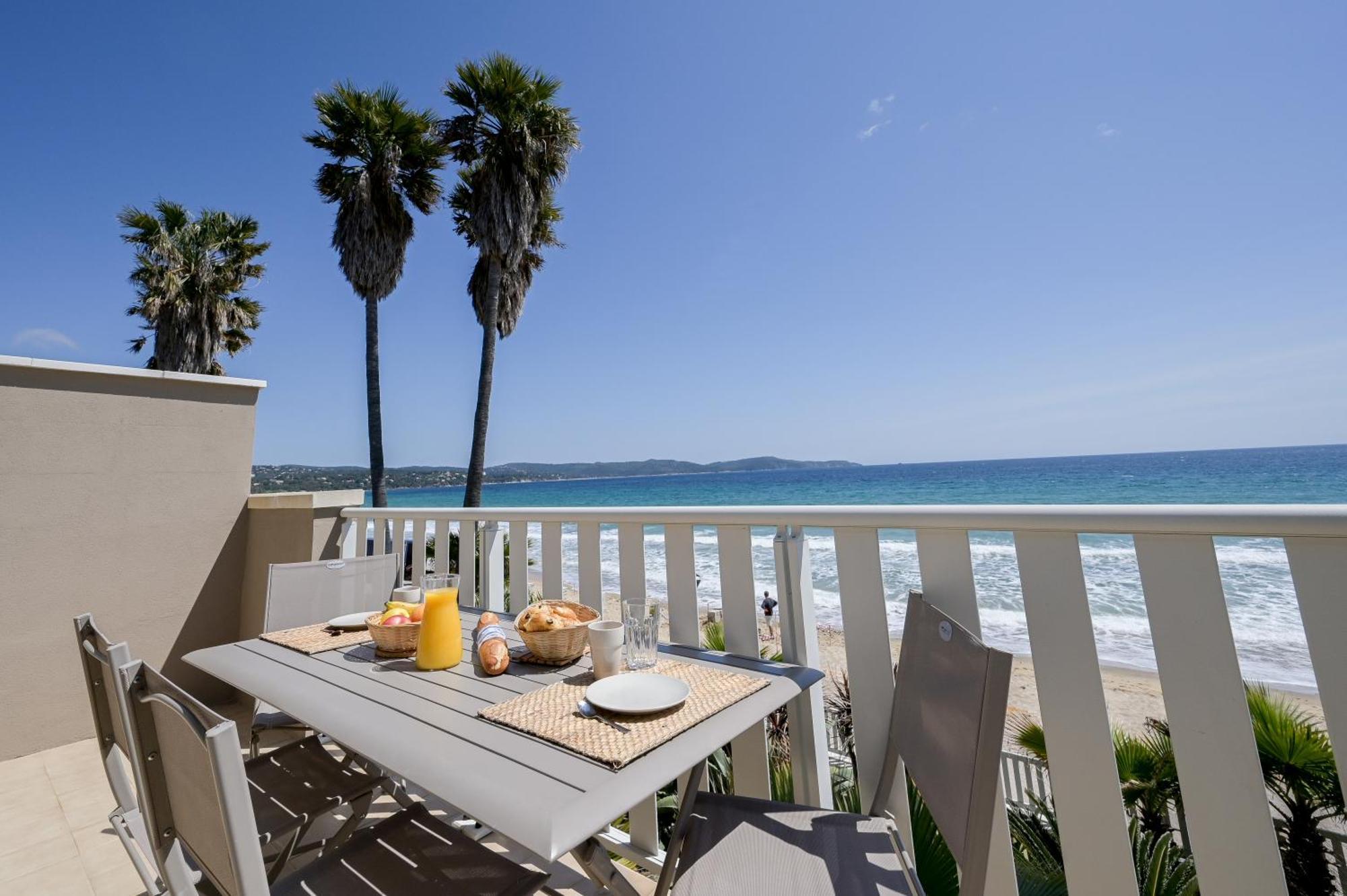 Résidence Rivazur Cavalaire-sur-Mer Esterno foto